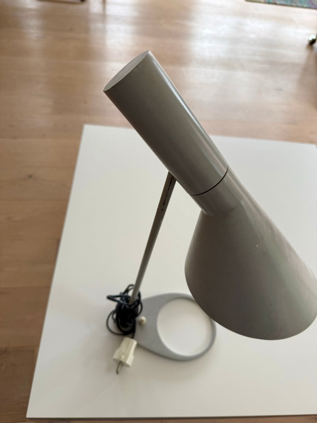Vintage Arne Jacobsen Tafellamp - Tijdloos Design, Huis en Inrichting, Ophalen of Verzenden, Gebruikt, Design