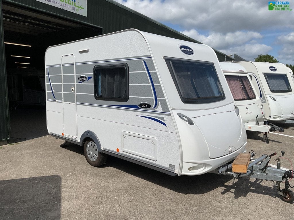 Caravelair Antarès Luxe 372, Standaardzit, Tot en met 2, 750 - 1000 kg, 4 tot 5 meter