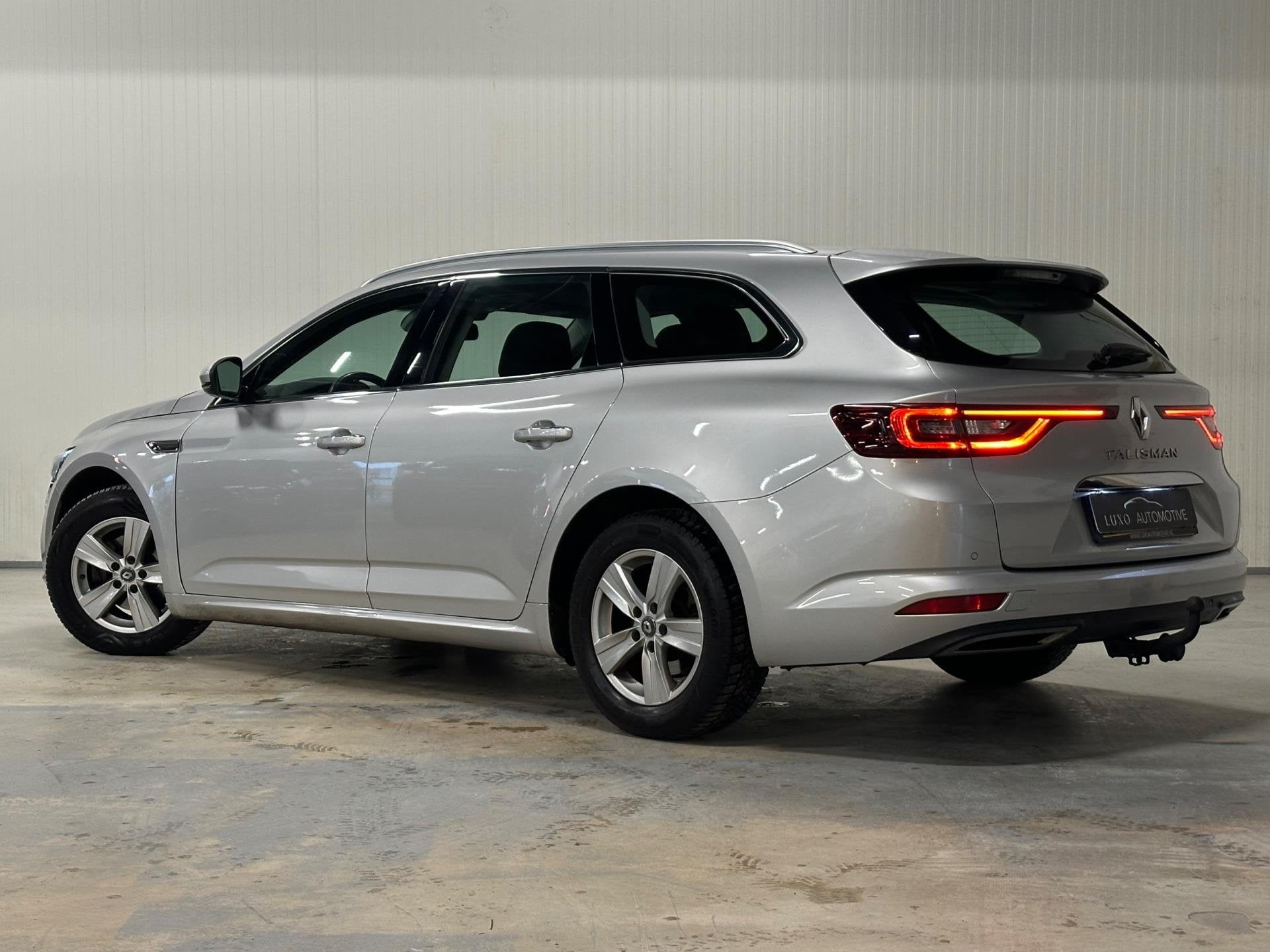 Renault Talisman Estate 1.6 TCe Zen | NAP | TREKHAAK | LED |, 1618 cc, Gebruikt, Euro 6, 4 cilinders