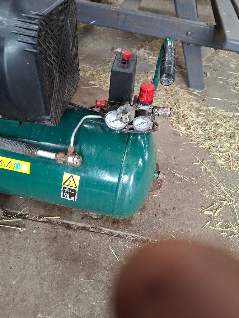 2 compressors, Ophalen, Gebruikt