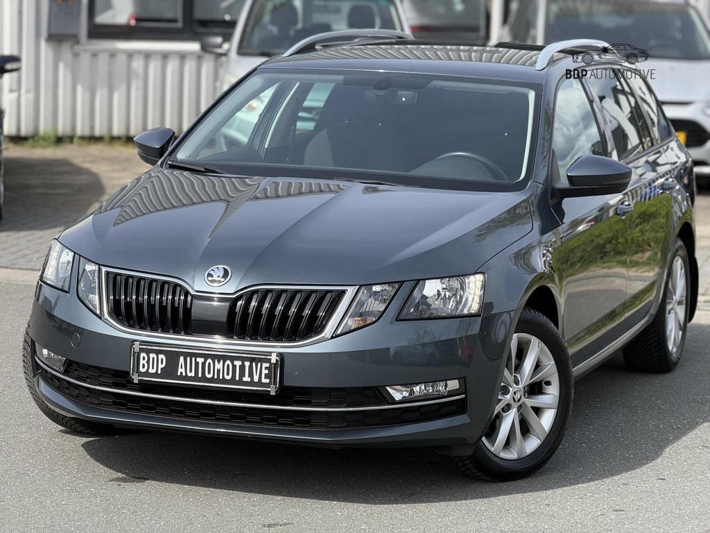 Skoda Octavia Combi 1.5 TSI Greentech Ambition Business Auto, Auto's, Skoda, Stof, Gebruikt, 150 pk, 1207 kg