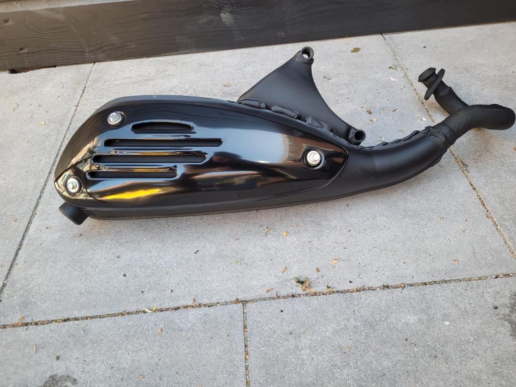 Origineel van het merk piaggio vespa uitlaat 2 takt, Fietsen en Brommers, Brommeronderdelen | Scooters, Ophalen of Verzenden, Uitlaat