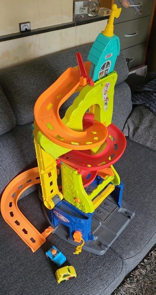 Fischer price racebaan met 2 autootjes, Ophalen, Handmatig, Overige merken