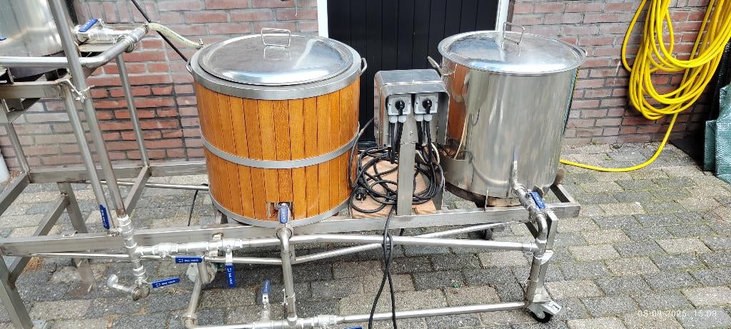 thuis brouwerij, Hobby en Vrije tijd, Overige Hobby en Vrije tijd, Ophalen, Zo goed als nieuw