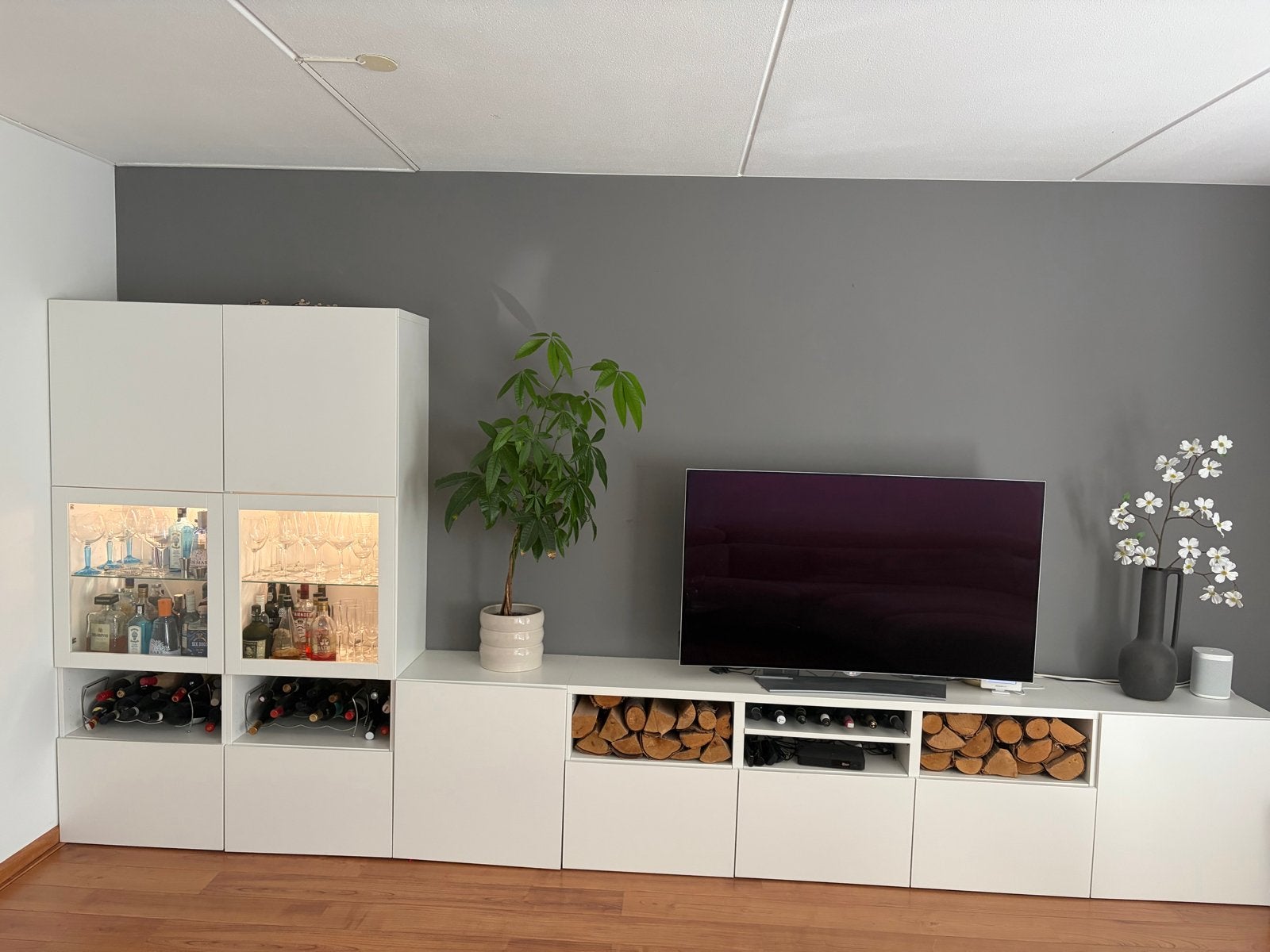 IKEA Besta TV-meubel en opbergkast - Wit, Ophalen, Gebruikt, 200 cm of meer, 150 tot 200 cm