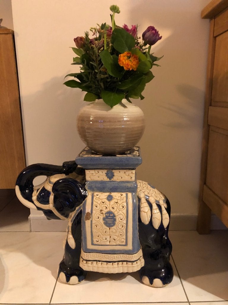 1 vintage plantenstaander, olifant *keramiek* *retro*, Antiek en Kunst, Antiek | Keramiek en Aardewerk, Ophalen of Verzenden