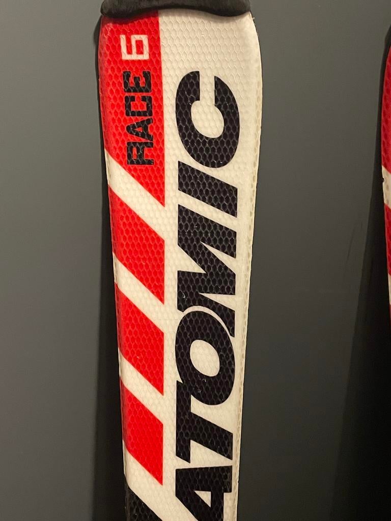 Atomic Race Ski's 120 cm incl stokken, 160 tot 180 cm, Gebruikt, Ophalen of Verzenden, Carve