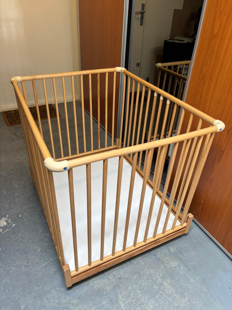 Verstelbare box, Kinderen en Baby's, Boxen, Ophalen, Zo goed als nieuw, Vierkant, In hoogte verstelbaar