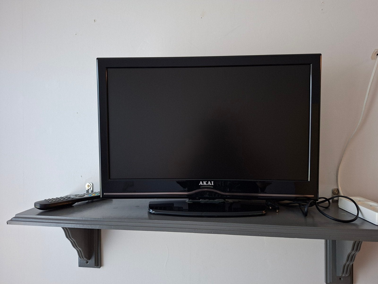 Akai tv met ingebouwde dvd speler, Audio, Tv en Foto, Ophalen, Gebruikt, Overige merken