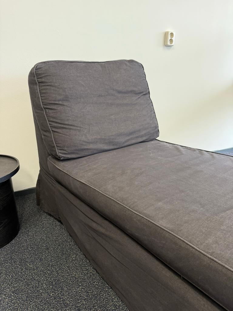 IKEA EKTORP Chaise Longue - Donker Antraciet, Ophalen, Eenpersoons, Zo goed als nieuw, Minder dan 150 cm