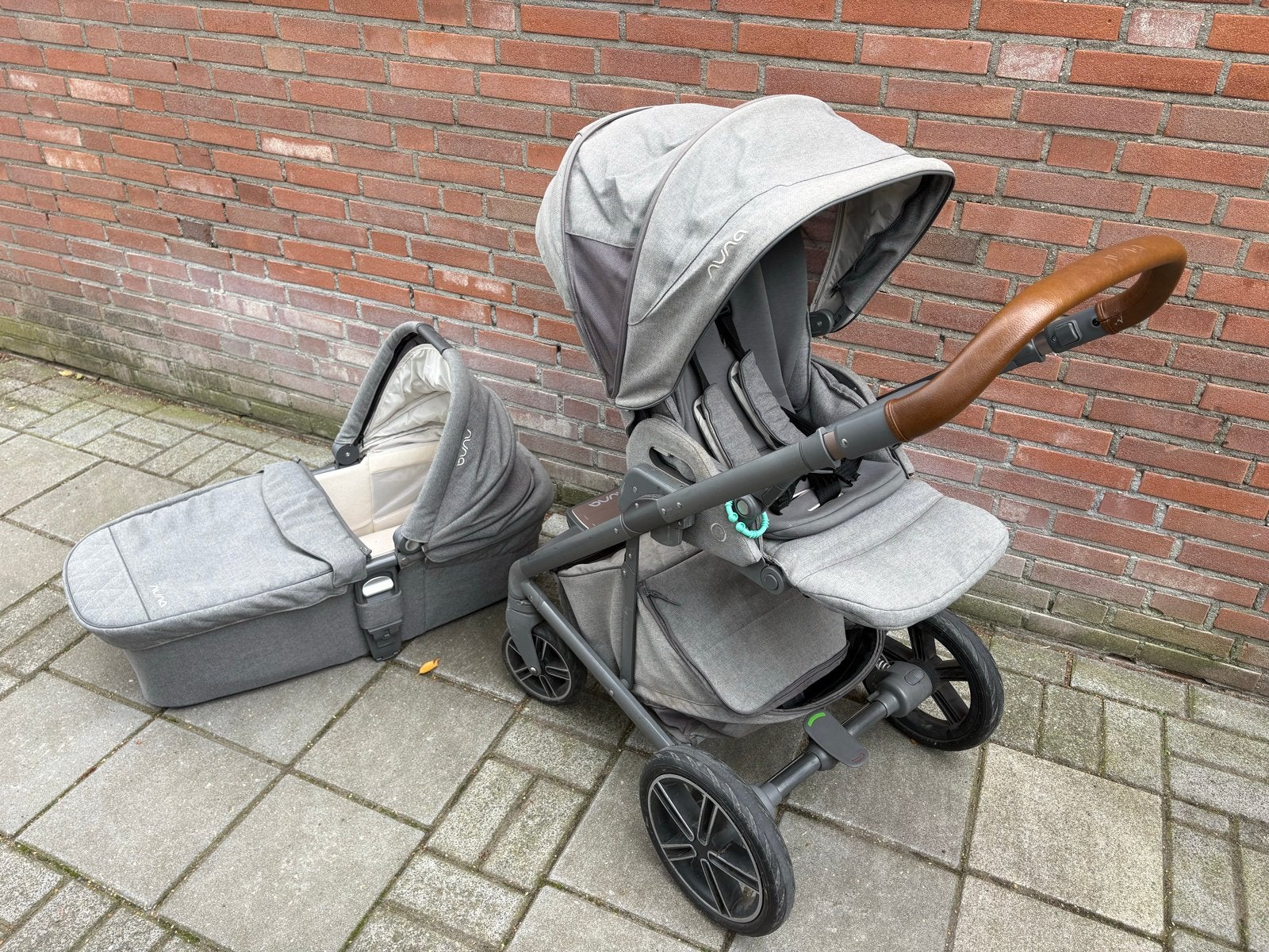 Nuna kinderwagen met reiswieg en Maxi-Cosi adapters, Gebruikt, Combiwagen, Met reiswieg, Ophalen