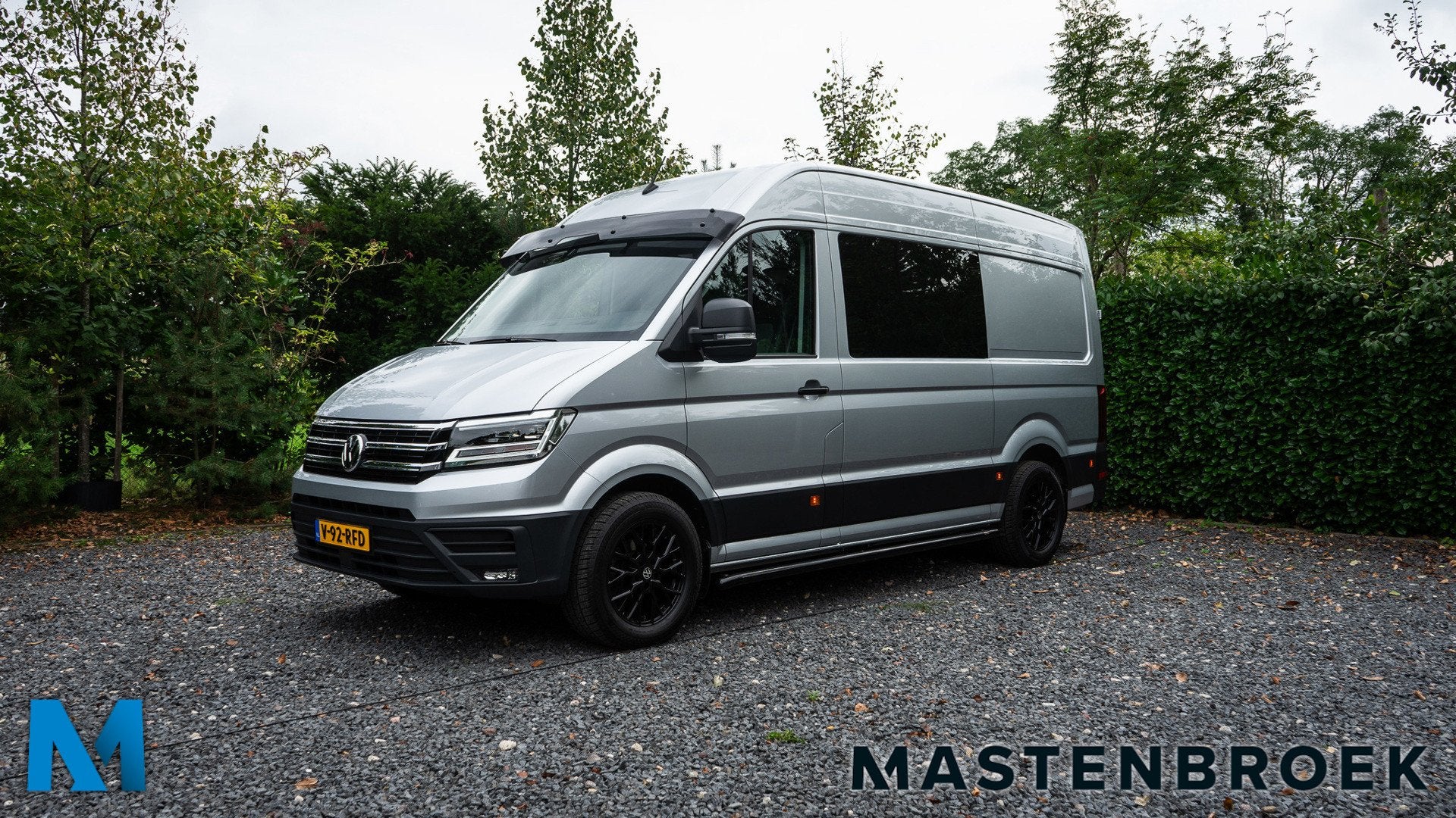 Volkswagen CRAFTER 35 2.0TDI L3H3 DSG DC Highline | LED | AC, Gebruikt, 4 cilinders, Volkswagen, 3000 kg