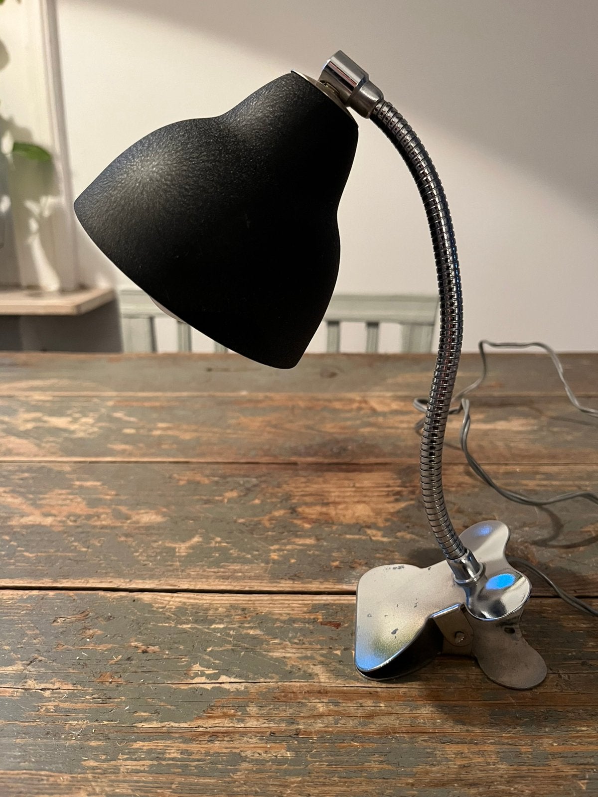 VINTAGE RETRO CHROOM LAMP BUREAULAMP KNIJPLAMP, Antiek en Kunst, Ophalen of Verzenden