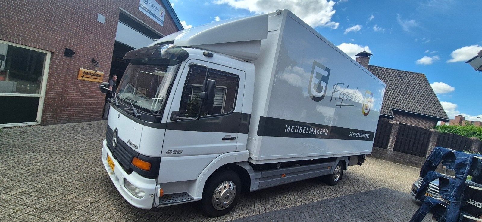 Mercedes Benz Atego 815 met lage kilometerstand, Auto's, 150 pk, Wit, Mercedes-Benz, Particulier