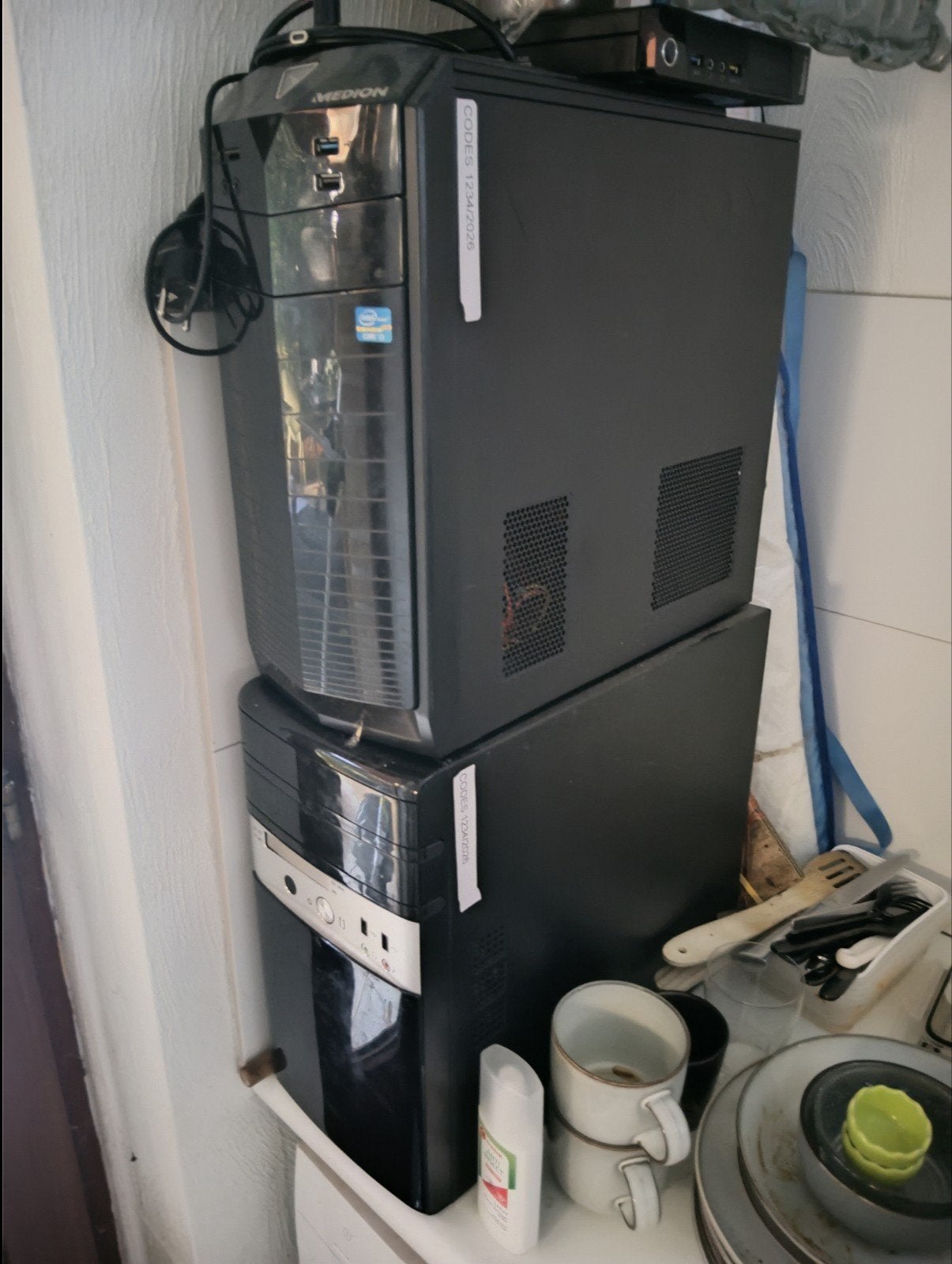 2x Desktop PC met Windows 11 - Klaar voor gebruik!, Ophalen of Verzenden, Gebruikt, 3 tot 4 Ghz, HDD