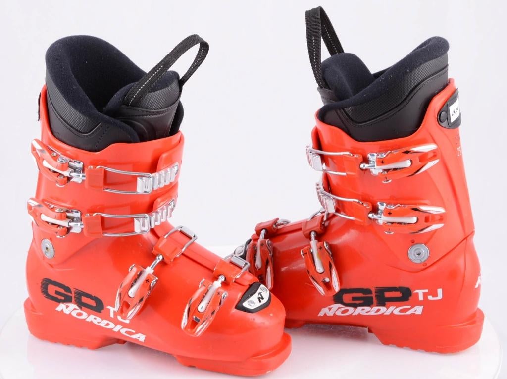 30 31 32 33 34 38 41 EU kinder skischoenen NORDICA GP TJ red, Gebruikt, 100 tot 140 cm, Schoenen, Ophalen of Verzenden