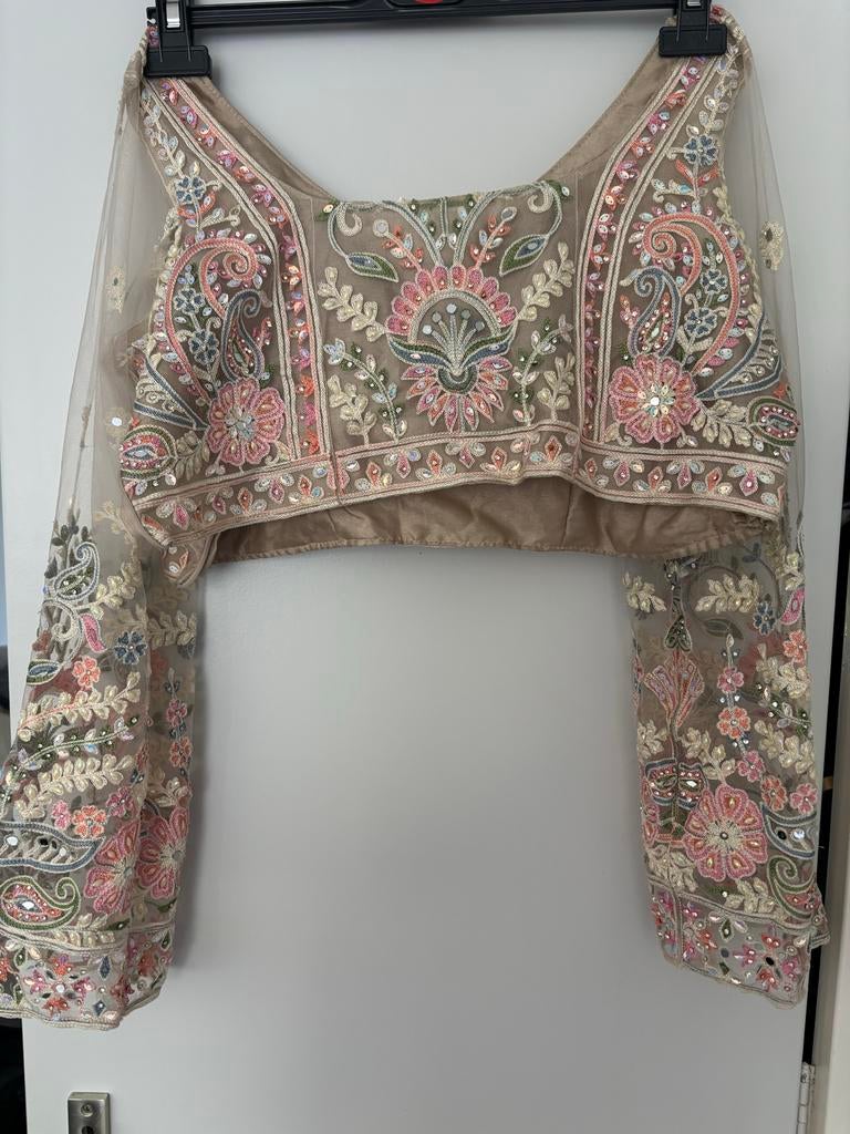 Prachtige Indiase Kleding Set M/L - Lehenga Choli, Ophalen of Verzenden, Zo goed als nieuw