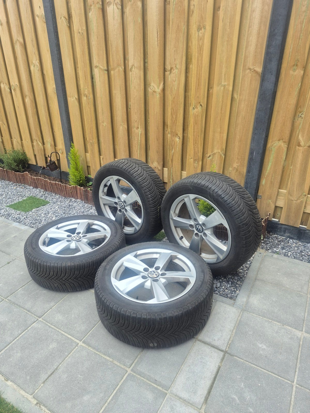 Vw velgen met banden Michelin 17 inch, Auto diversen, Ophalen