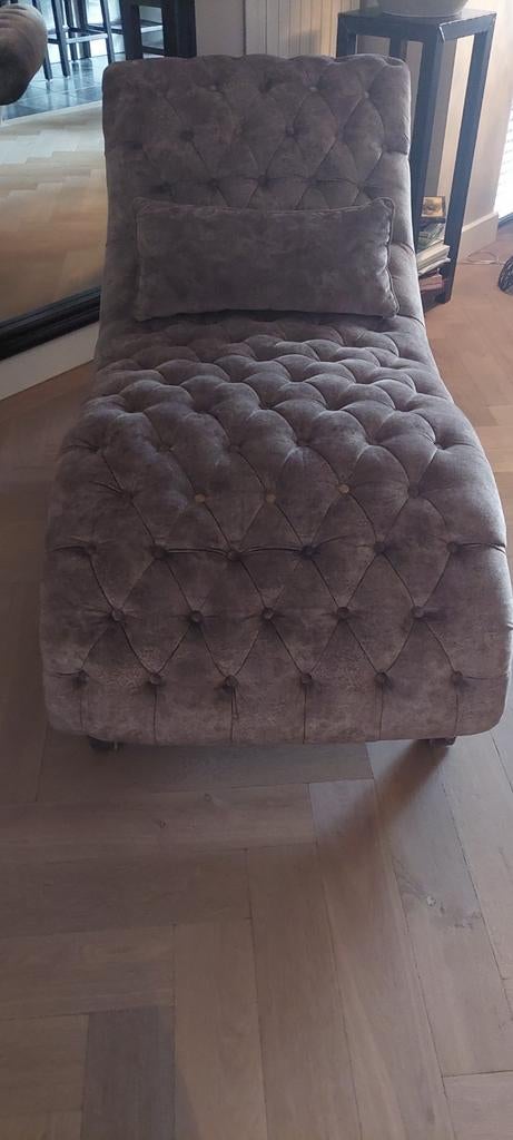 Luxe Chaise Longue - taupe, Gecapitonneerd, Ophalen, Eenpersoons, Zo goed als nieuw, Minder dan 150 cm