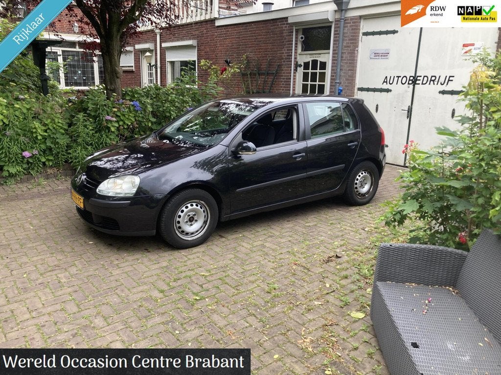 Volkswagen Golf 1.6 FSI 5 deurs Comfortline APK Nieuw, Auto's, Volkswagen, Voorwielaandrijving, Automatische klimaatregeling, 15 km/l