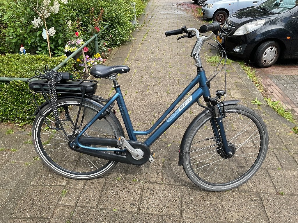 Electriese fiets 450 euro, Fietsen en Brommers, Elektrische fietsen, Zo goed als nieuw, 51 tot 55 cm, 50 km per accu of meer, Ophalen