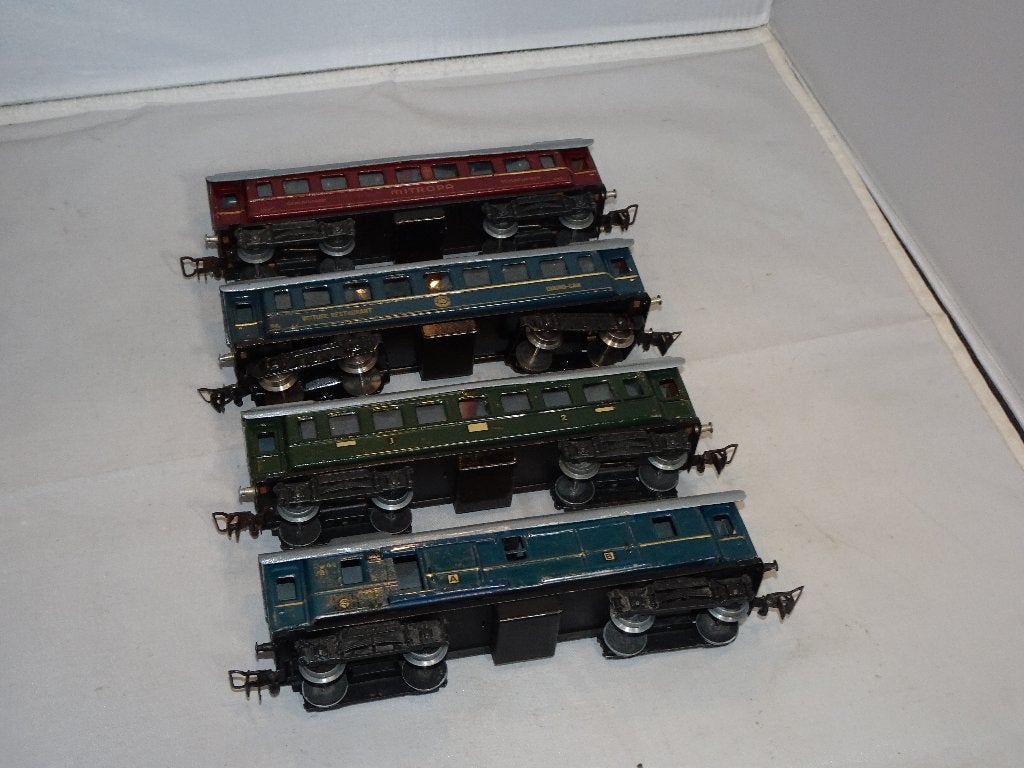 4 antieke Marklin 800 wagons 341/342/343/344 (#770), Hobby en Vrije tijd, Modeltreinen | H0, Wisselstroom, Gebruikt, Wagon, Ophalen of Verzenden