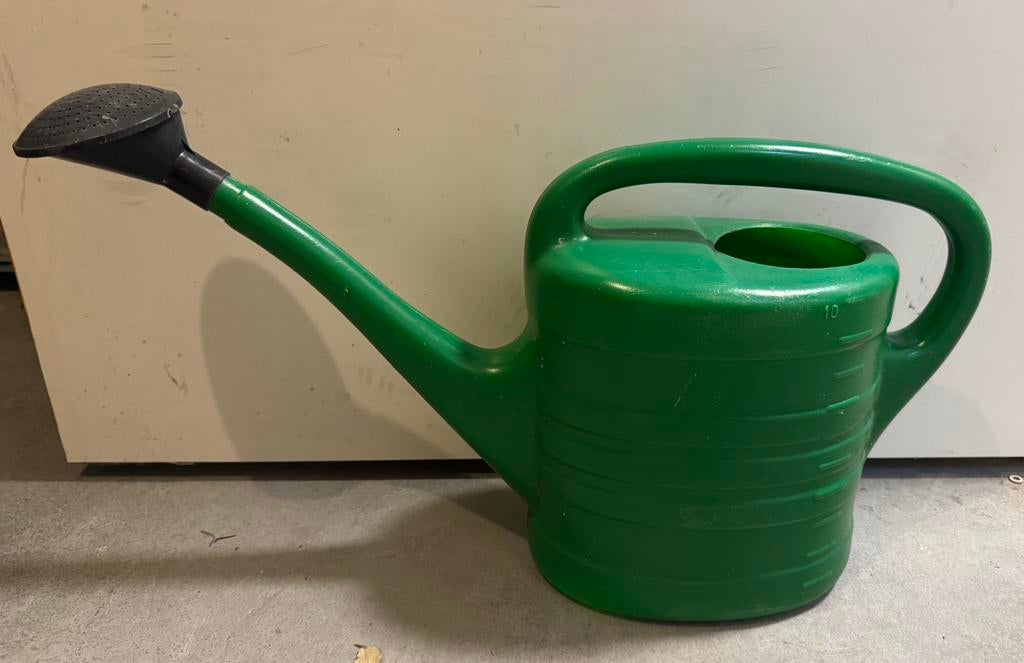 Gieter 10 liter met sproeikop, Ophalen, Zo goed als nieuw, Kunststof