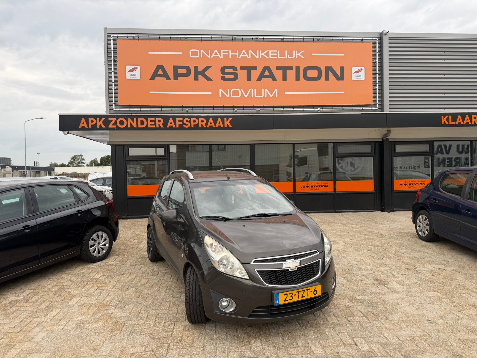 G3 gas Chevrolet Spark 1.0 Bifuel 2012 Bruin nieuw apk !, 15 km/l, 37 €/maand, 4 cilinders, Bruin