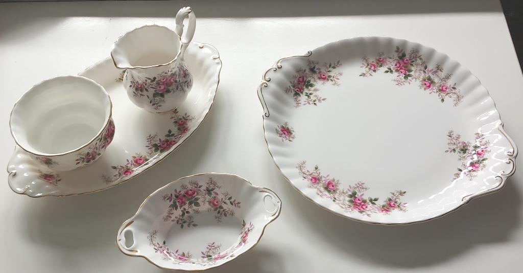 Royal Albert Lavender rose gebakschaal, roomstel, schaaltje, Ophalen of Verzenden