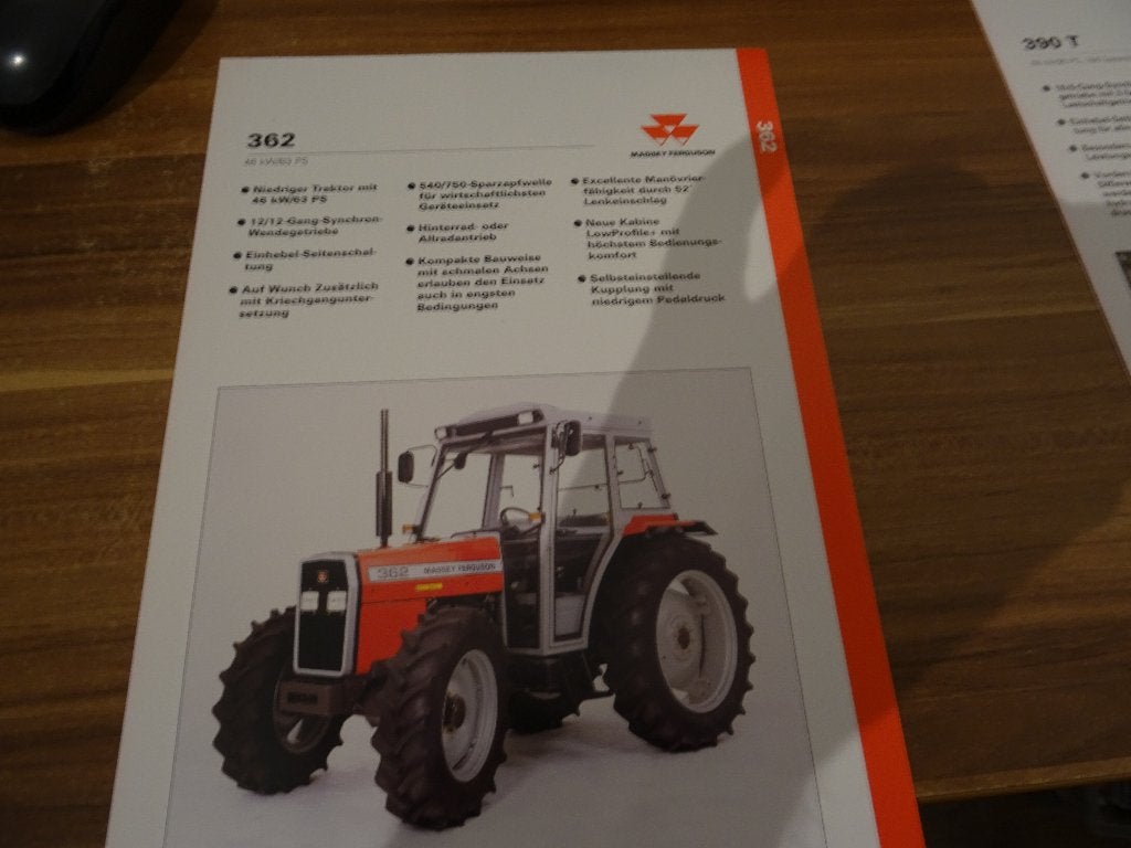Massey ferguson 362 en 390T FOLDERS, Boeken, Ophalen of Verzenden, Nieuw, Folder