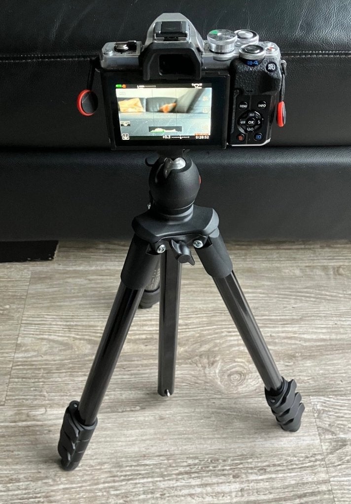 Olympus OMD E-M10 mark-IV / Systeem camera / complete set, Ingebouwde flitser, Ophalen of Verzenden, Zo goed als nieuw, Olympus