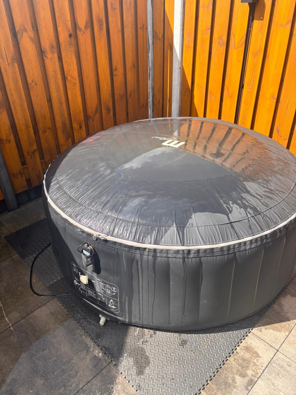 MSpa jacuzzi voor onderdelen rits kapot, Tuin en Terras, Ophalen, Zo goed als nieuw, Pomp