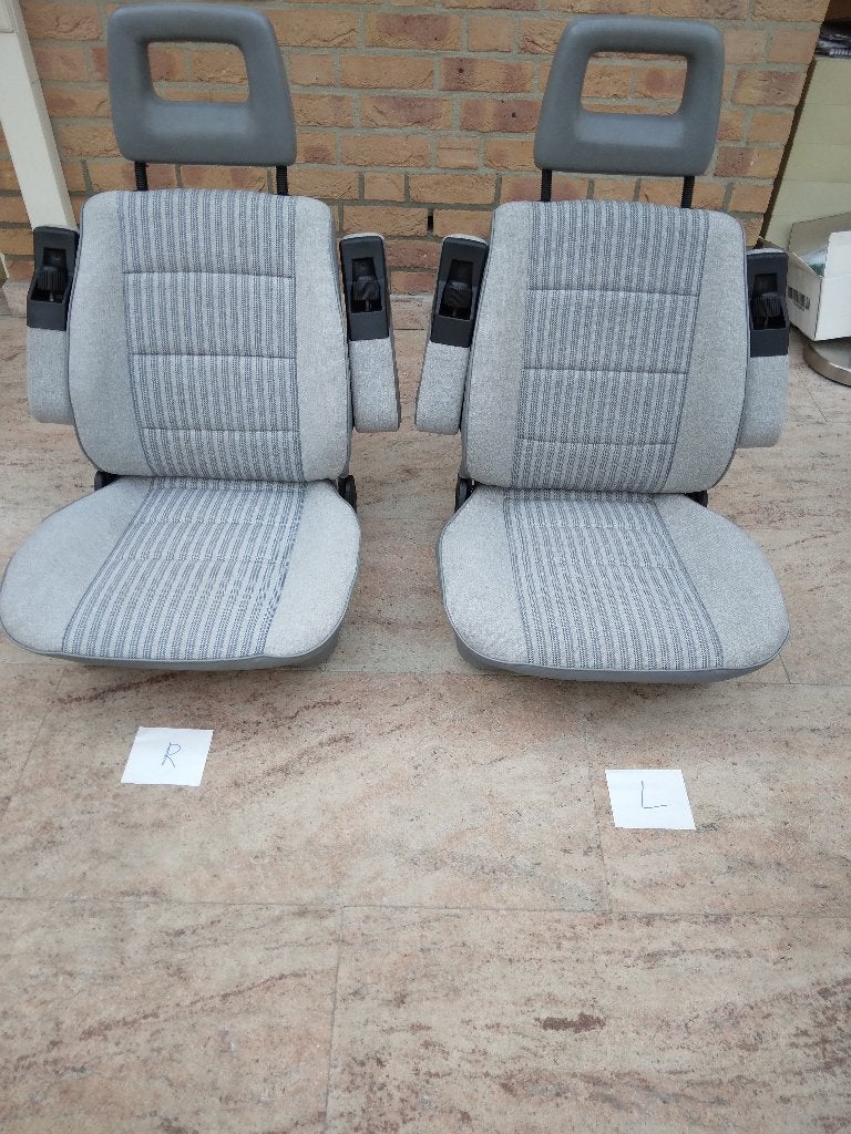 VW T3 Westfalia Multivan Pilotenstoelen met hoofdsteunen, Ophalen, Zo goed als nieuw