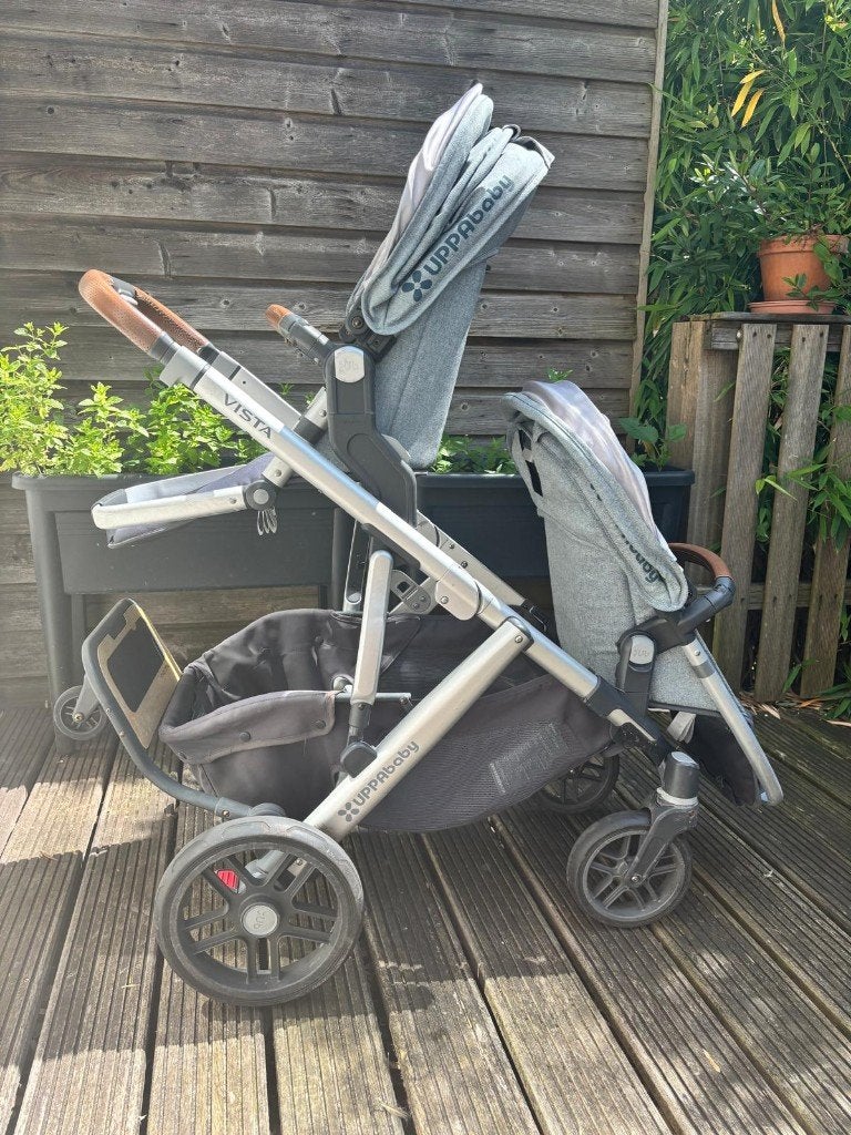 Uppababy vista V2 duo wagen + piggyback + regen hoezen, Kinderen en Baby's, Gebruikt, Combiwagen, Verstelbare duwstang, Ophalen