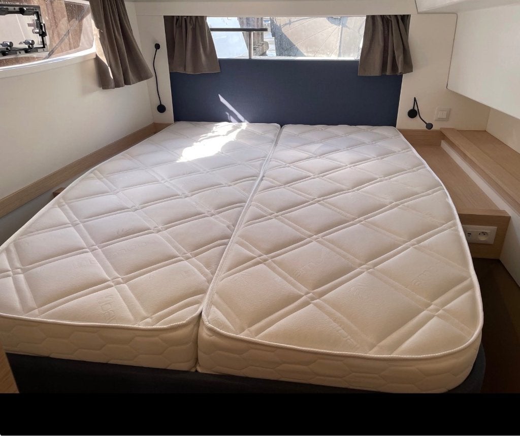 Queensize Boot Matras, Ophalen, Nieuw, Interieur en Kussens