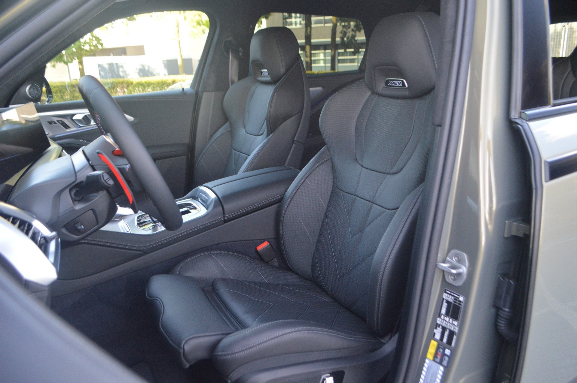 BMW XM PHEV 50e / Trekhaak / Bowers & Wilkins / Adaptief M O, Auto's, Automaat, Dealer onderhouden, Zwart, Adaptive Cruise Control