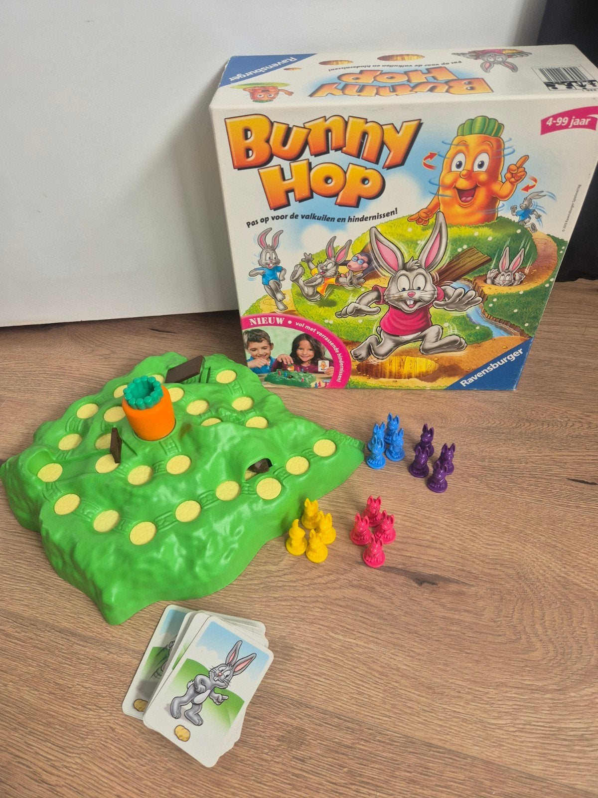 Bunny Hop Bordspel van Ravensburger - Compleet, Drie of vier spelers, Ophalen of Verzenden, Gebruikt, Ravensburger
