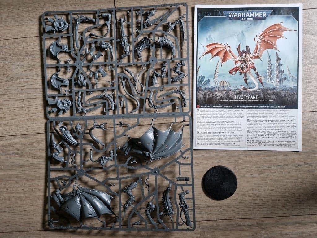Warhammer 40K Tyranids: (Winged) Hive Tyrant / Swarmlord, Hobby en Vrije tijd, Ophalen of Verzenden, Nieuw, Warhammer 40000, Figuurtje(s)
