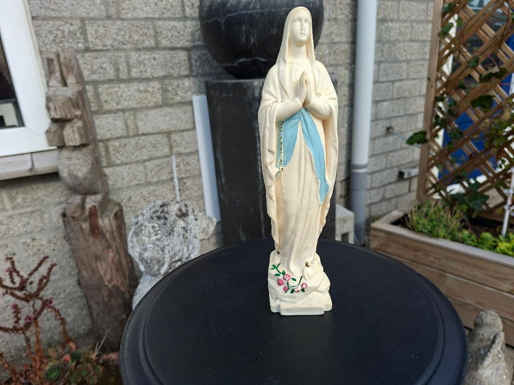 antiek beeld maria die bid france lourdes, Antiek en Kunst, Ophalen of Verzenden
