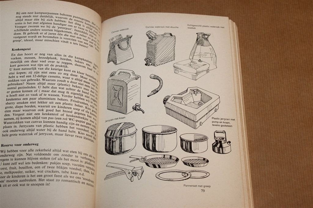 Onder de Luifel — Vintage Kampeertechnisch Handboek 1973, Europa, Ophalen of Verzenden, Reisgids of -boek, Gelezen