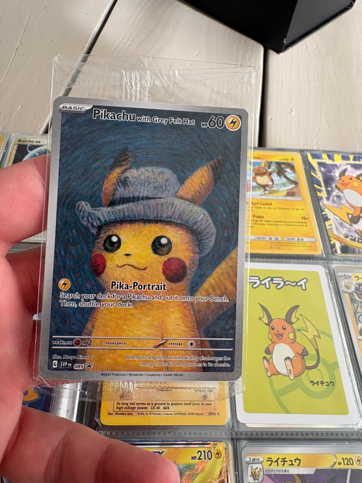Pikachu sealed promo, Ophalen of Verzenden, Zo goed als nieuw, Meerdere kaarten, Foil