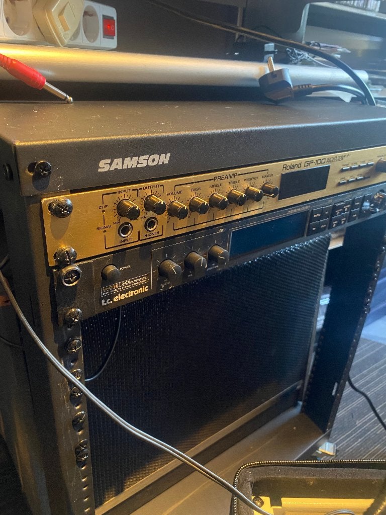 Roland GP-100 met TC Electronic M-one XL, Ophalen of Verzenden, Gebruikt, Multi-effect