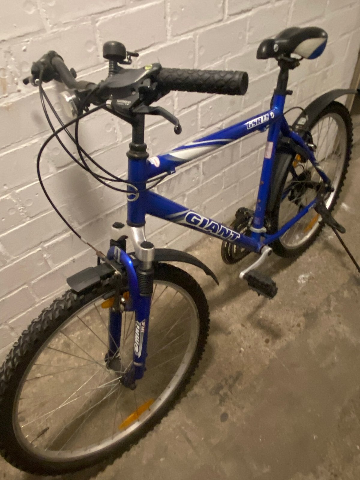 Mooie en prima staat Blauwe GIANT fiets, Ophalen, Minder dan 10 versnellingen, Gebruikt, Velgrem