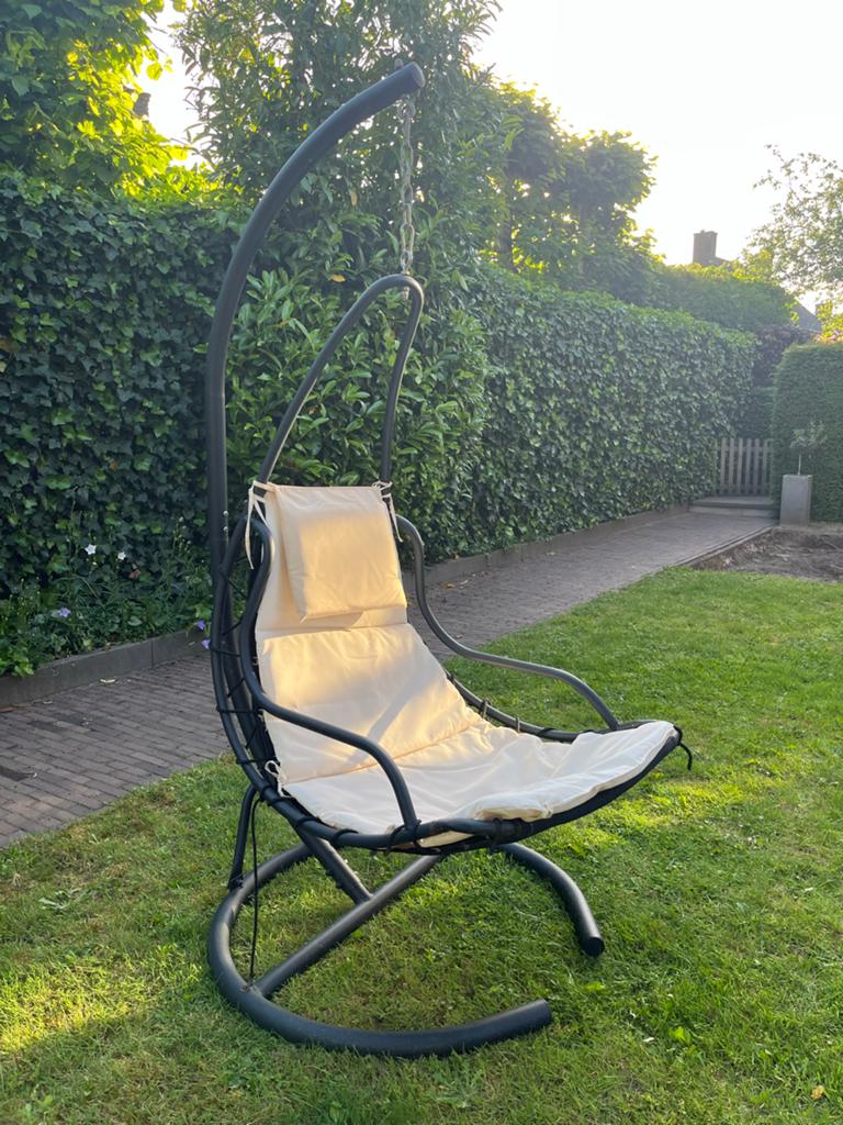 Comfortabele hangstoel met kussen voor buiten, Ophalen, Gebruikt, Metaal