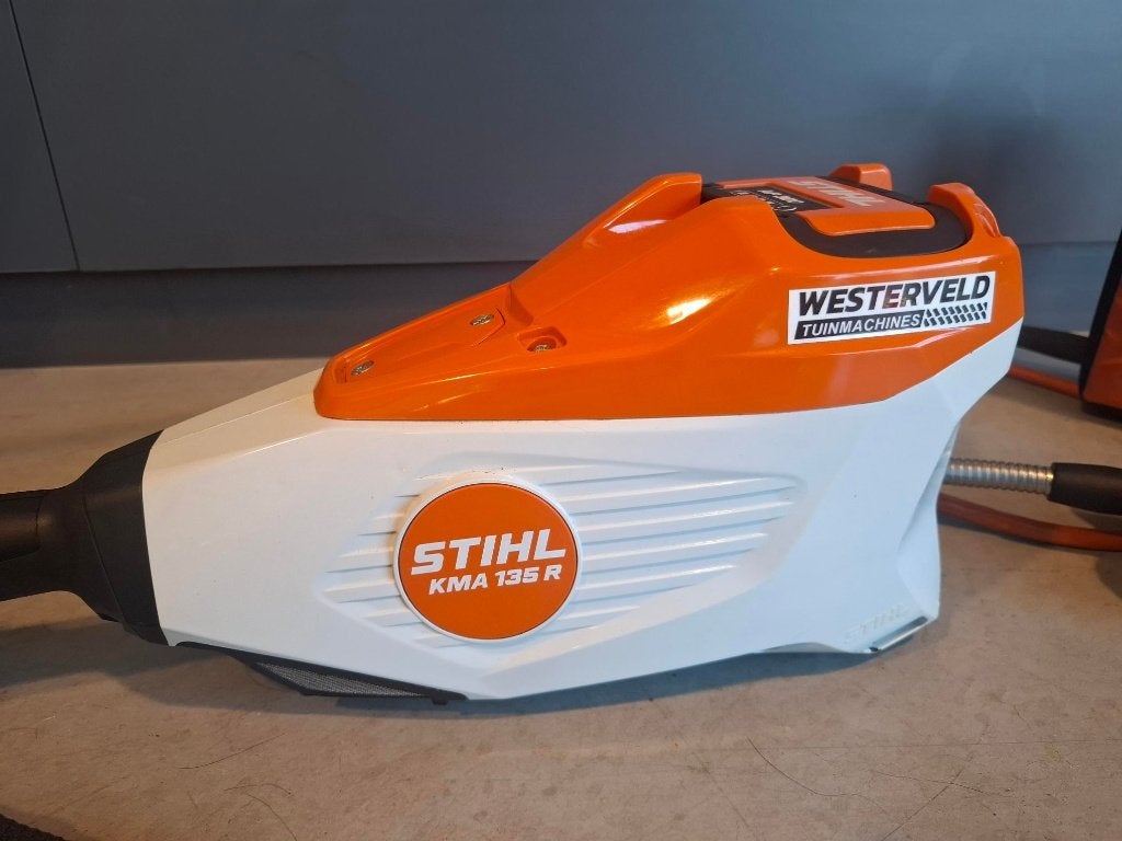 Stihl KMA combi tool / BGA 100 set inclusief accu en lader, Ophalen of Verzenden, Zo goed als nieuw, Stihl