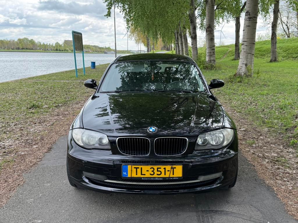 BMW 1-Serie 1.6 116I 5DR 2008 Zwart, 1-Serie, Achterwielaandrijving, 1599 cc, 4 cilinders