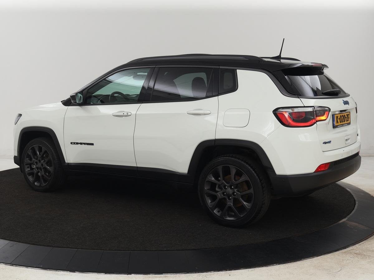 Jeep Compass 4xe 240 Plug-in Hybrid Electric S | Panoramadak, Auto's, Jeep, Automaat, Euro 6, 4 cilinders, Wit