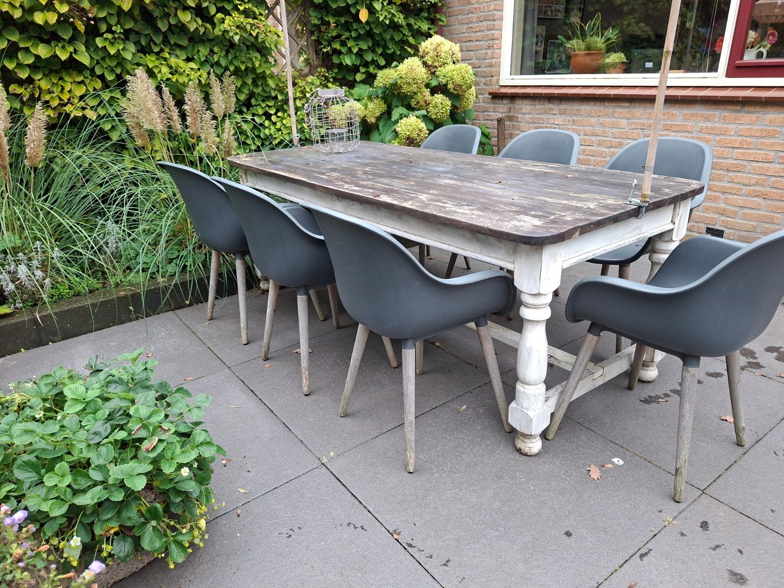 Grote brocante tuintafel., Ophalen