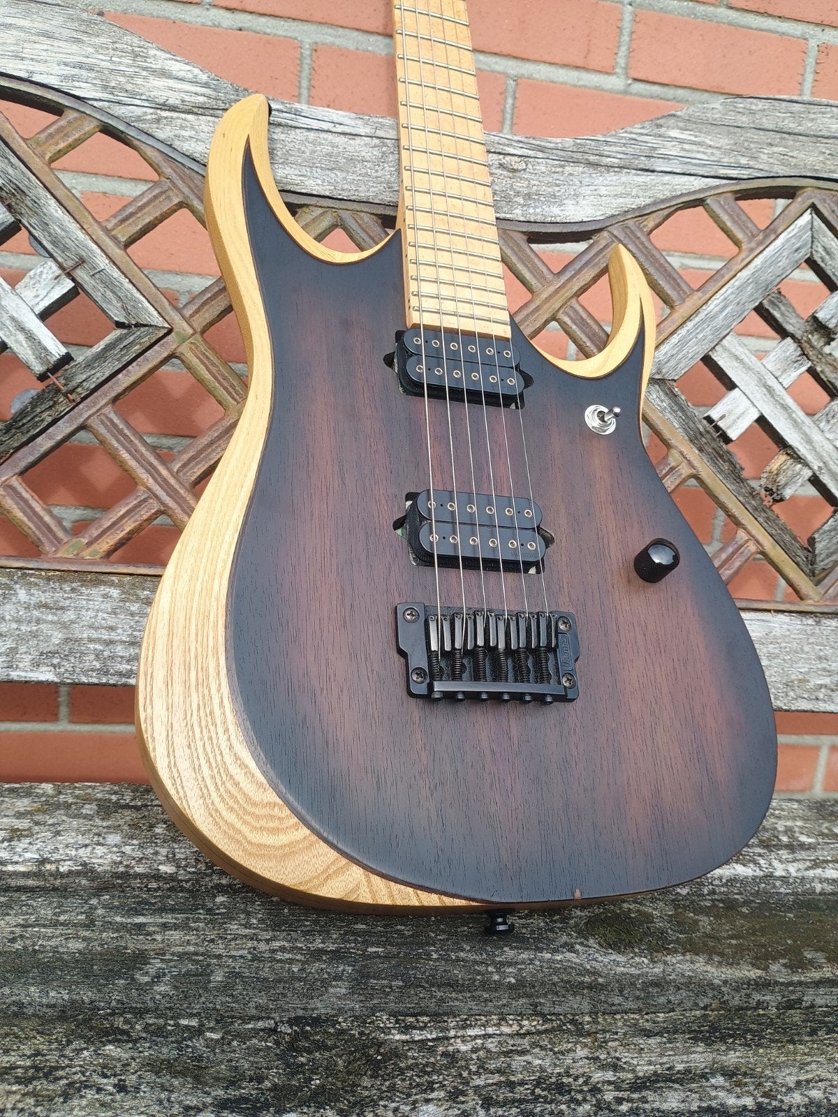 Ibanez RGDIX6MRW Iron Label, Charcoal Brown Burst Flat, Ophalen of Verzenden, Gebruikt, Solid body, Ibanez