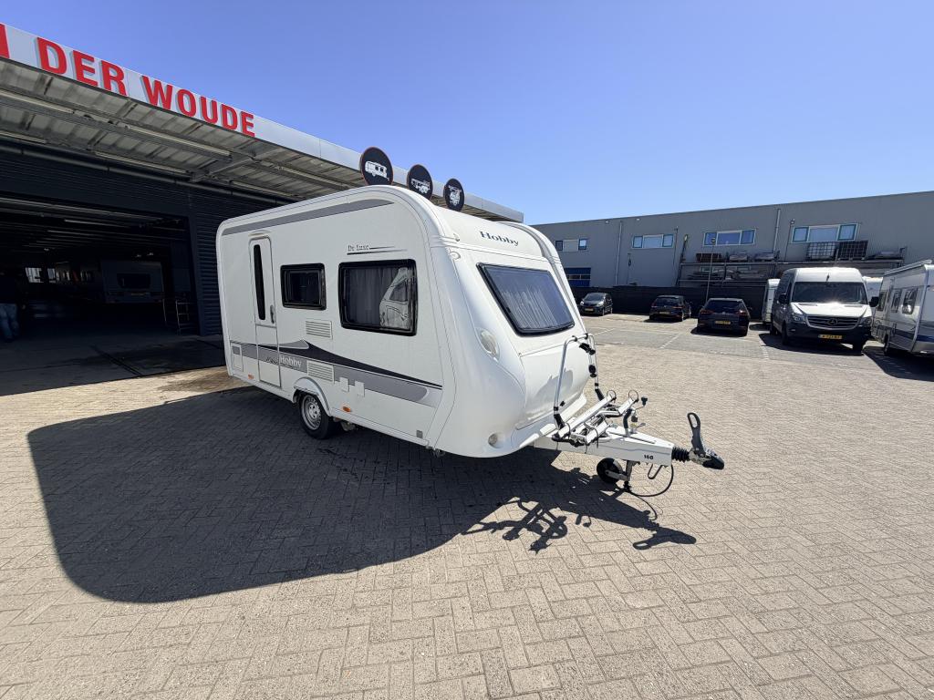 Hobby De Luxe 400 SF Mover voortent BJ2011, Caravans en Kamperen, Caravans, Hobby, Bedrijf, Treinzit, 4 tot 5 meter